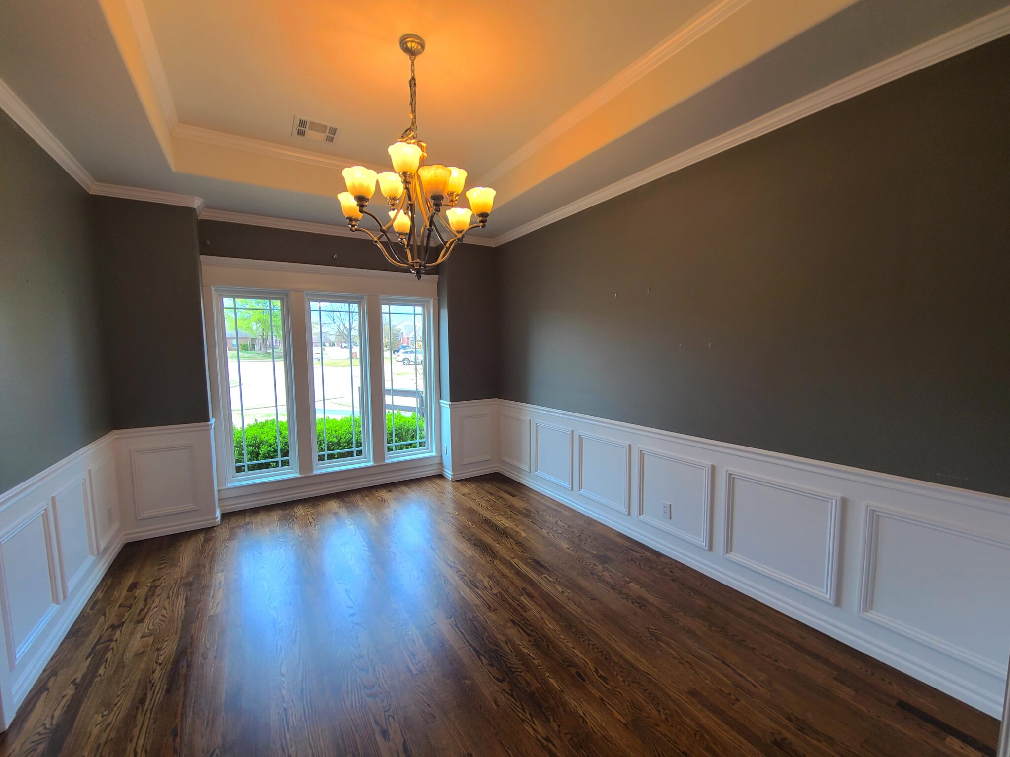 Home interior fully painted in Tulsa, OK